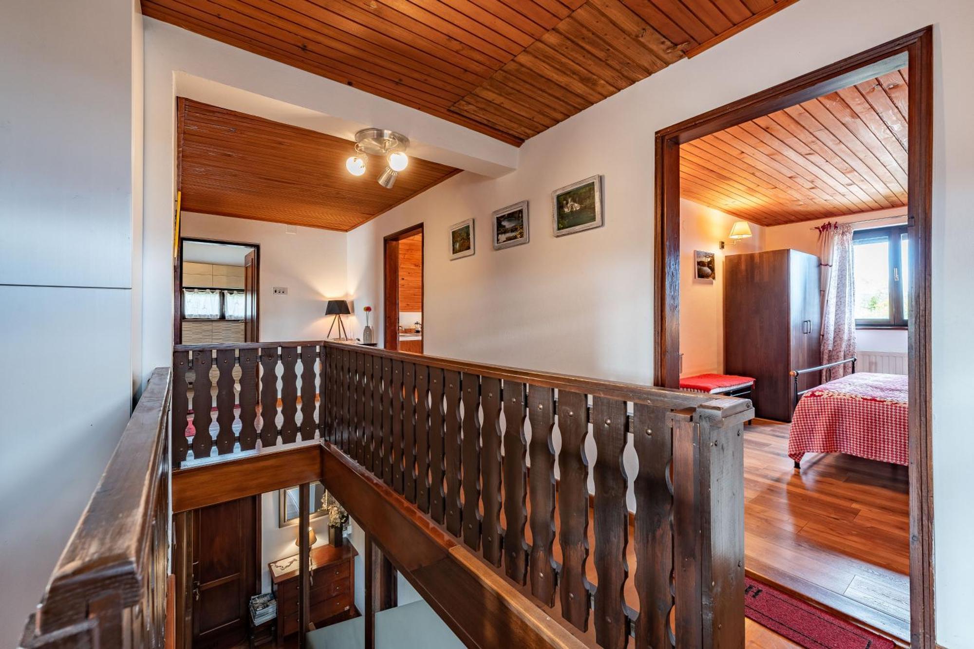 B&B Villa Sumrak Plitvica Plitvica selo Bagian luar foto