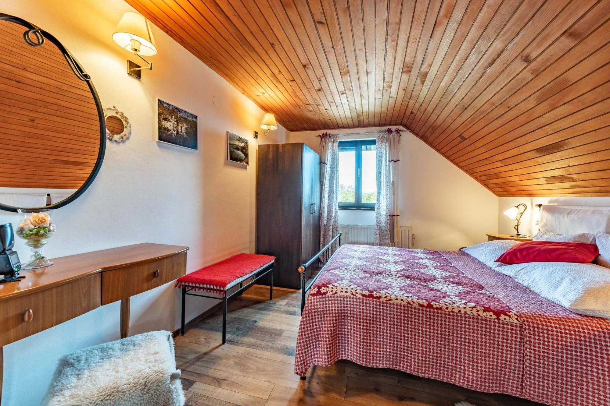 B&B Villa Sumrak Plitvica Plitvica selo Bagian luar foto